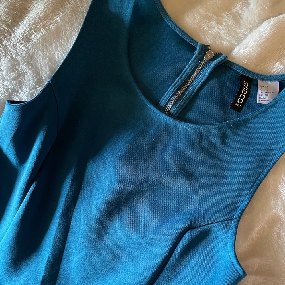 🌸3/$25🌸 Blue/Teal H&M Divided brand dress.
